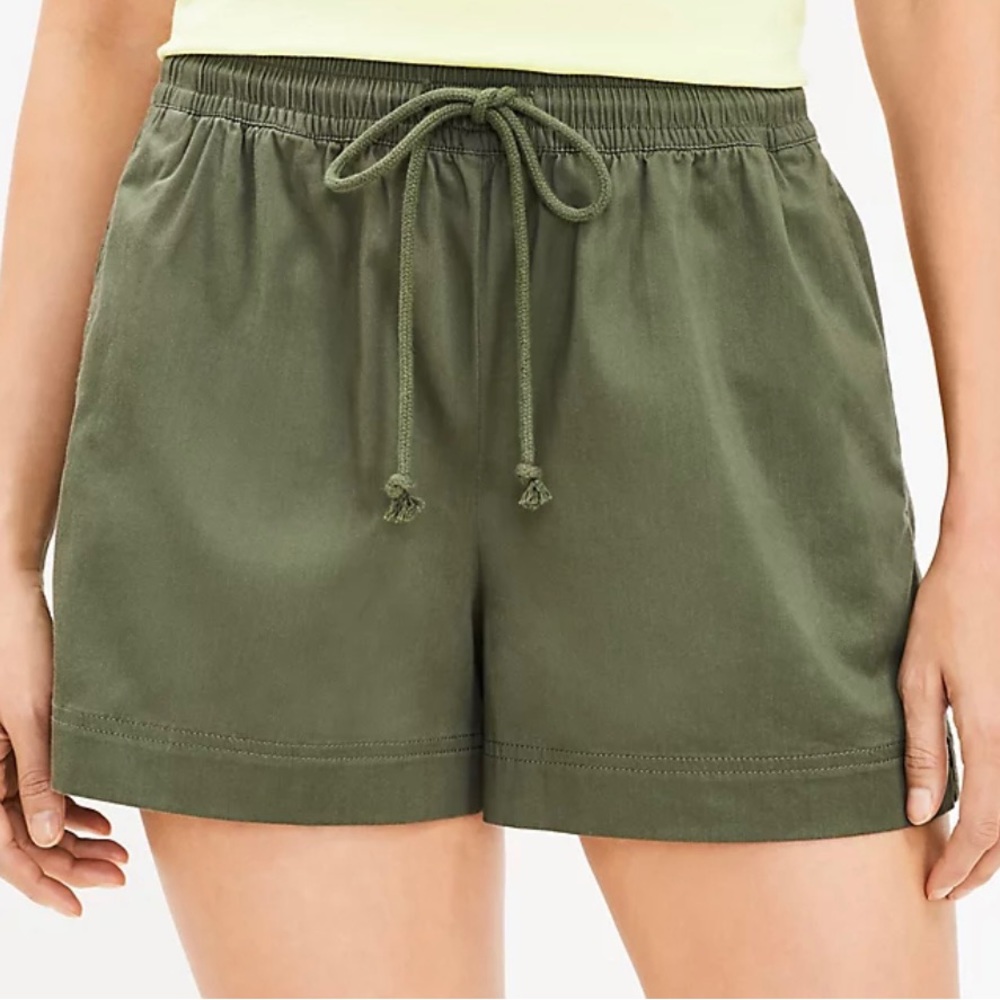 NEW With Tags Lou & Grey LOFT Supersoft Sateen Shorts Olive XXS